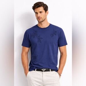 Giorgio Armani Embroidered Leaf T-Shirt, regular fit, Navy Blue Men’s Unisex L